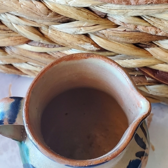 Small Redware Pitcher Creamer Mexico Beige Floral Multicolor. - Picture 4 of 8